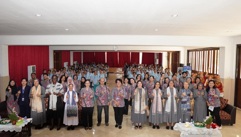 Kunjungan Dewan Pimpinan Kongragasi SJMJ di Kampus STIK Stella Maris